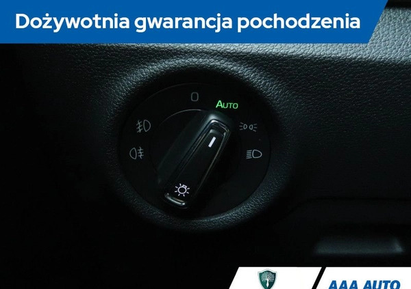 Skoda Scala cena 78000 przebieg: 96672, rok produkcji 2019 z Więcbork małe 436